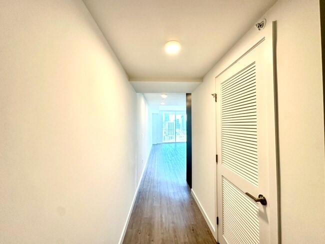 Photo - 133 NE 24th St Unit B12