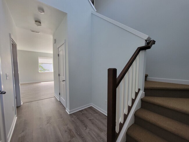 Photo - Bright, Spacious 4 bedroom in Poulsbo