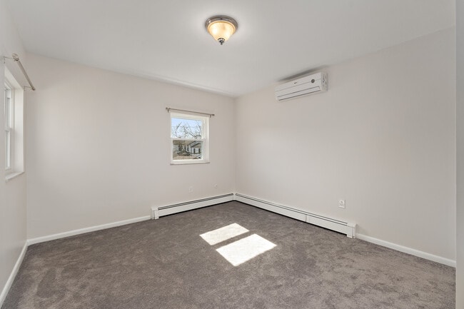 Photo - 350 Chestnut St Unit 2