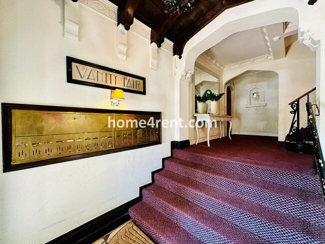 Photo - Luxury Condo Living Near the Country Club ...