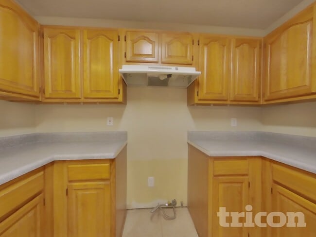 Photo - 3853 Sunview Dr NW