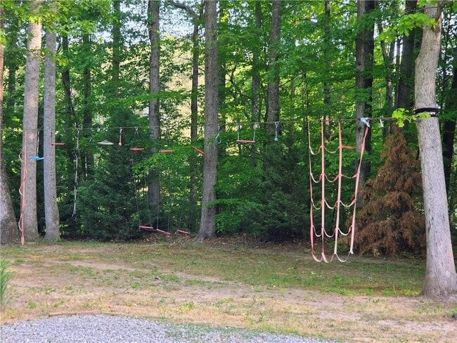 Photo - 3060 Glen Wallace Dr