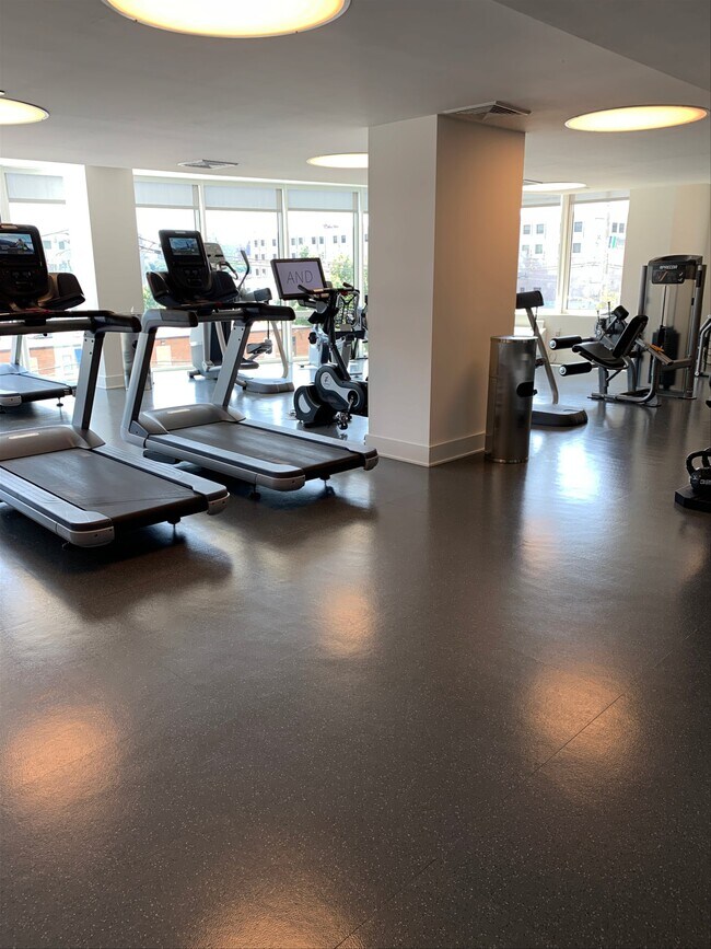 County Road 693, North Bergen, NJ 07047 Condo Unit 7601 Condo for Rent in North Bergen