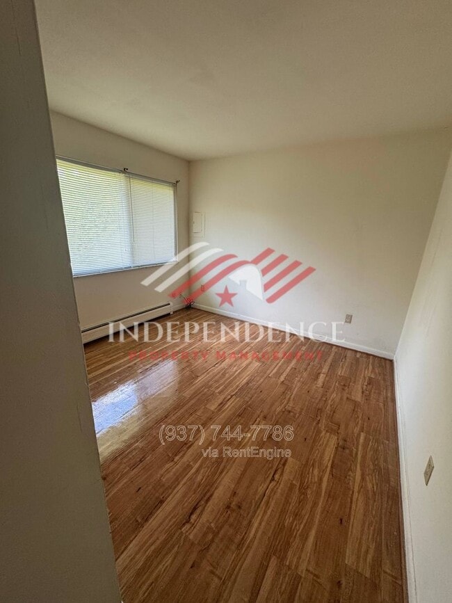 Photo - 471 Ginger Pl