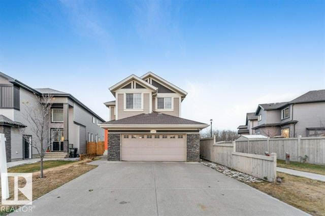 Photo - 3683 8 St NW