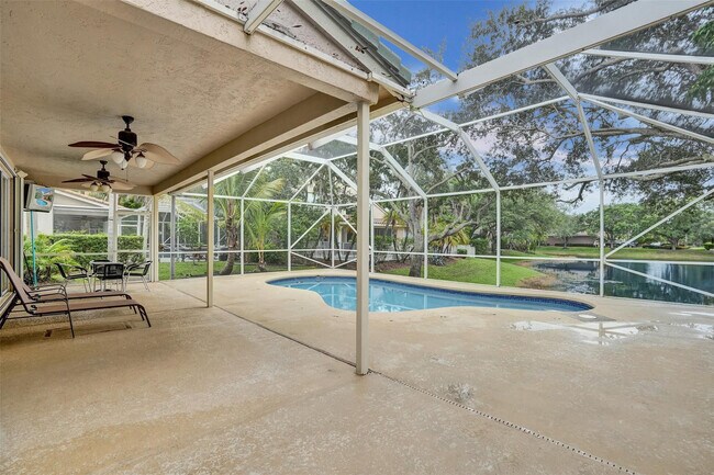 Photo - 10442 NW 60th Pl