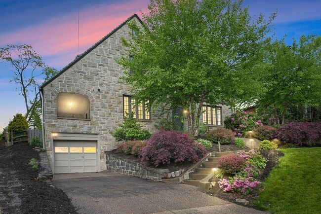 321 Jefferson Dr