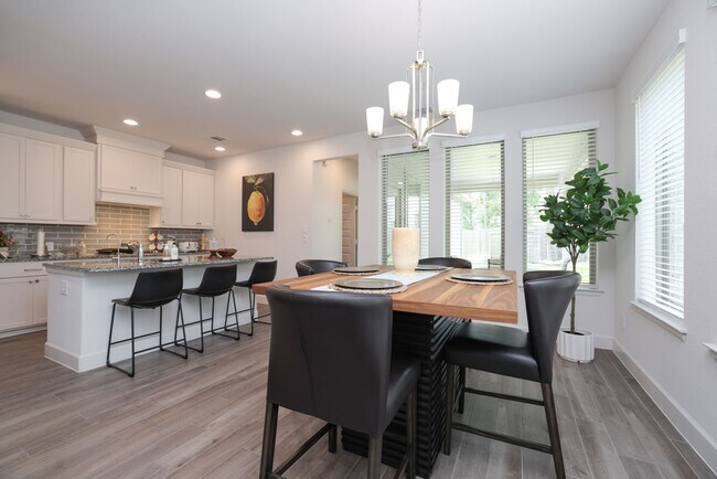 Photo - 317 Rise Ln