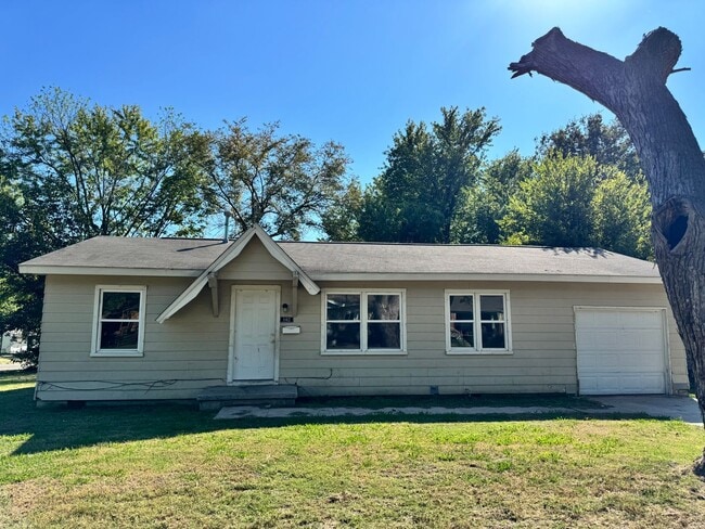 Building Photo - 3BEDROOM HOME IN NORTHGATE NEIGHBORHOOD
