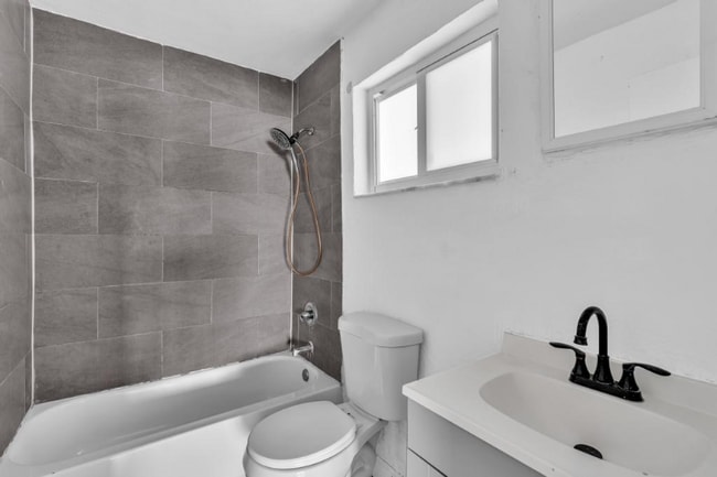 Photo - 2160 NW 29th St Unit 1