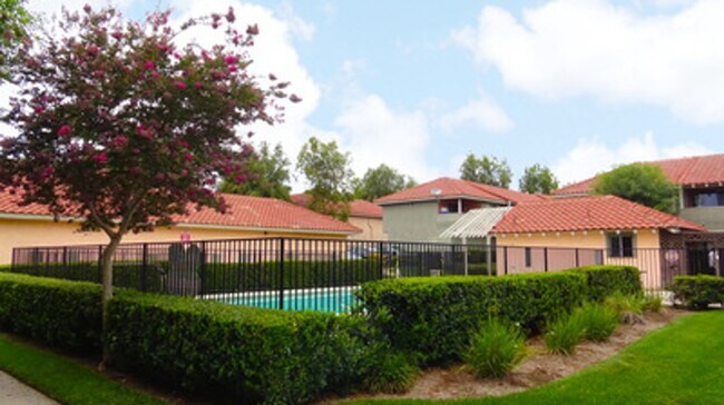 Cambria Villa Apartments