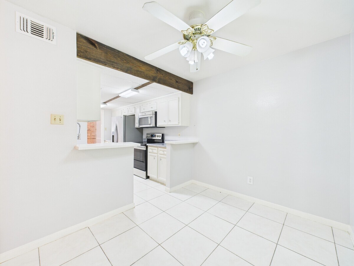 Photo - 9409 Fondren Rd Condo