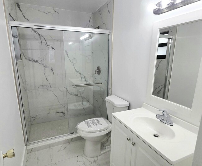 Photo - 2849 NE 13th Ave