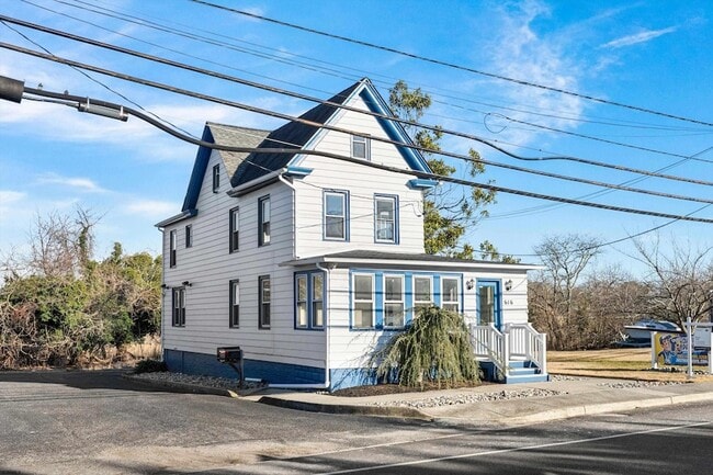 Photo - 616 W Ocean Heights Ave