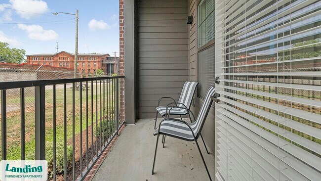 Photo - 640 21st Ave N Unidad 105