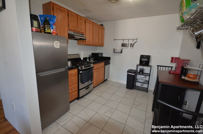 Photo - 385 Dorchester St Unidad C8