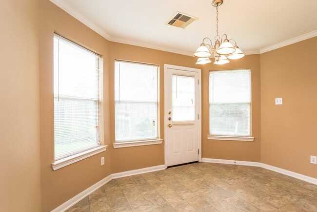 Photo - 10743 Jordan Heights Dr
