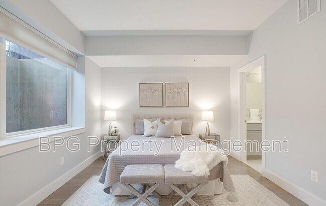 3227 Sherman Ave NW Unit 1
