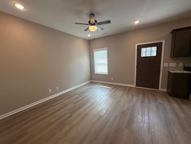 Photo - 513 Westend Cir Unit 1
