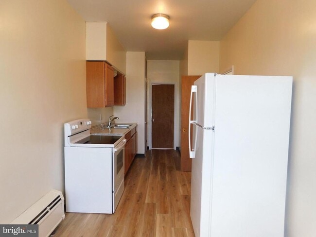 Photo - 113 W Boscawen St Unit 3