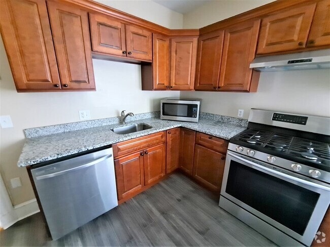 Building Photo - 92 Waumbeck St Unit 3 Rental