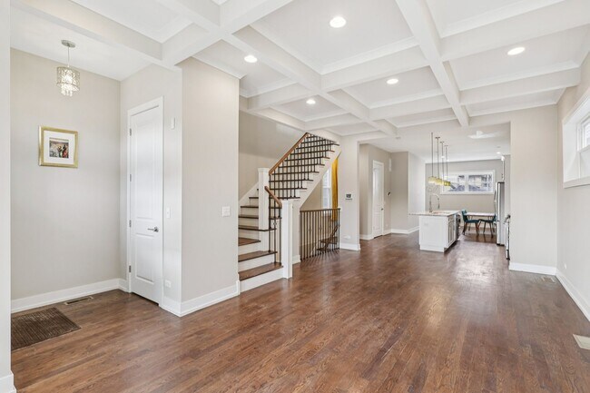 Photo - 3516 W Hirsch St