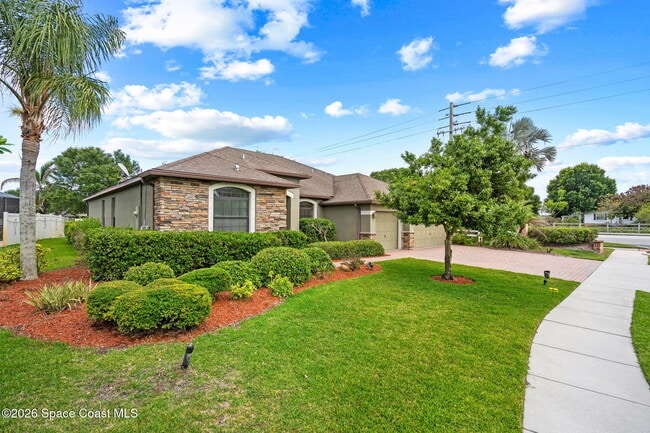Photo - 382 Adamo Way