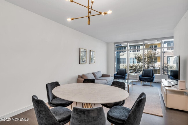 Photo - 30 Melrose Terrace Unit 204