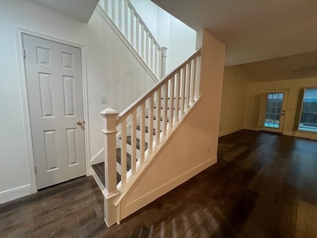 Photo - 3906 Hazelwood Dr