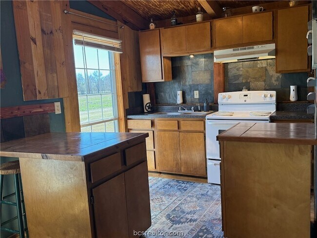 13859 Farm to Market 2155 Loop