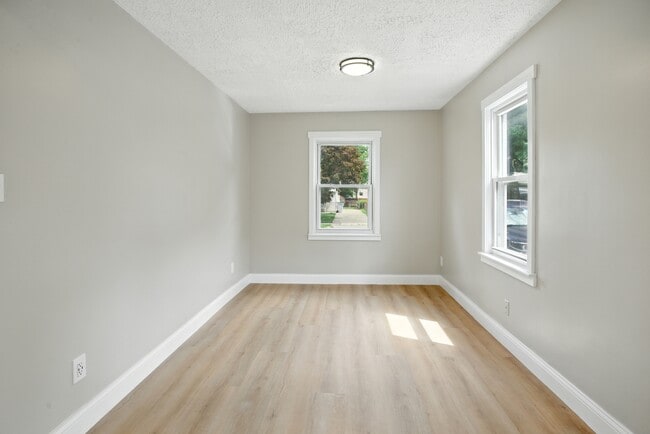 Photo - 23147 Vance Ave