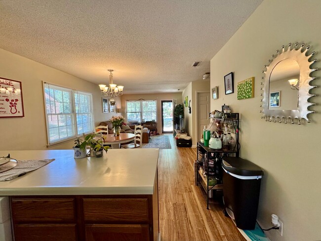 Building Photo - 119 Fidelity St Unit 119 Fidelity F4