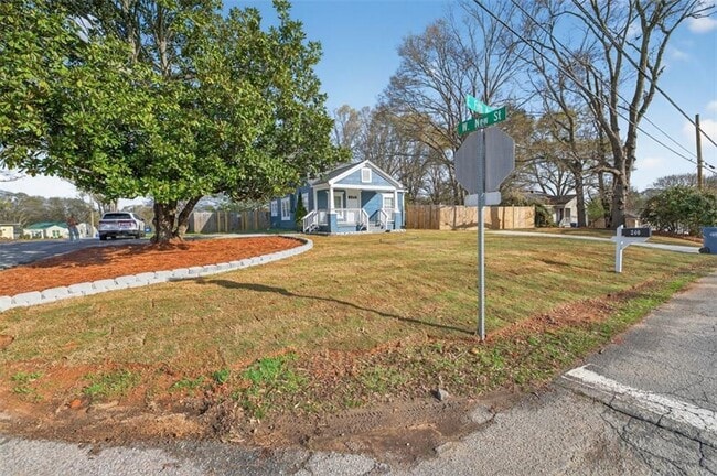 Photo - 240 E 5th Ave