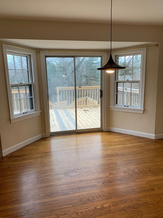 Photo - Seneca Gardens