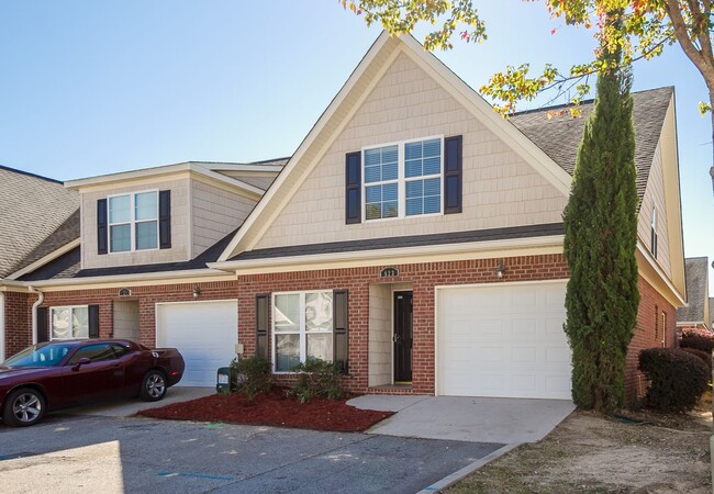 Photo - 823 Landing Dr