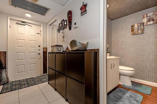 Photo - 625 Oaks Dr Unit 503