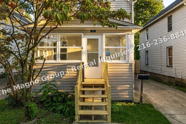 Photo - 312 Upland Ave