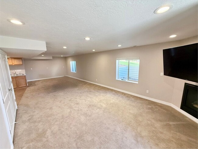 Photo - 5629 Far Vista Dr