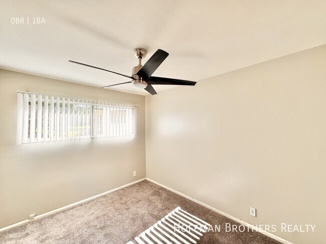 Photo - 2505 S Denison Ave Unidad 7