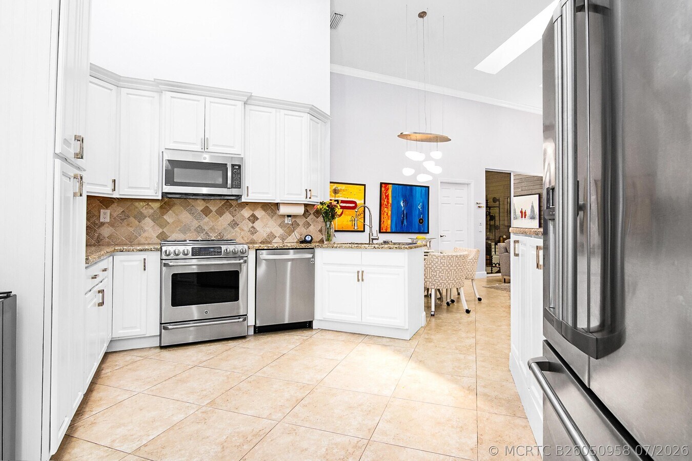 Photo - 2102 Mahogany Pl