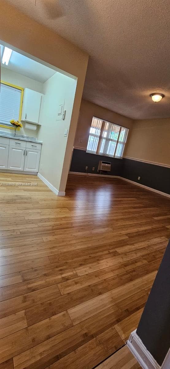 Photo - 1702 McKinley St Unit 6