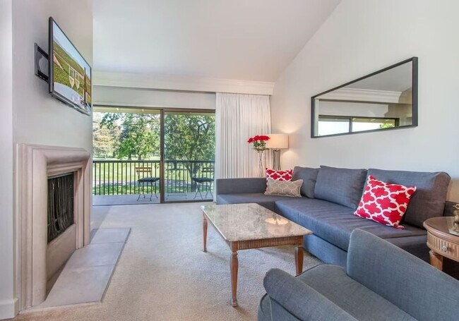 648 Cottage Dr Unit SI ID1436431P