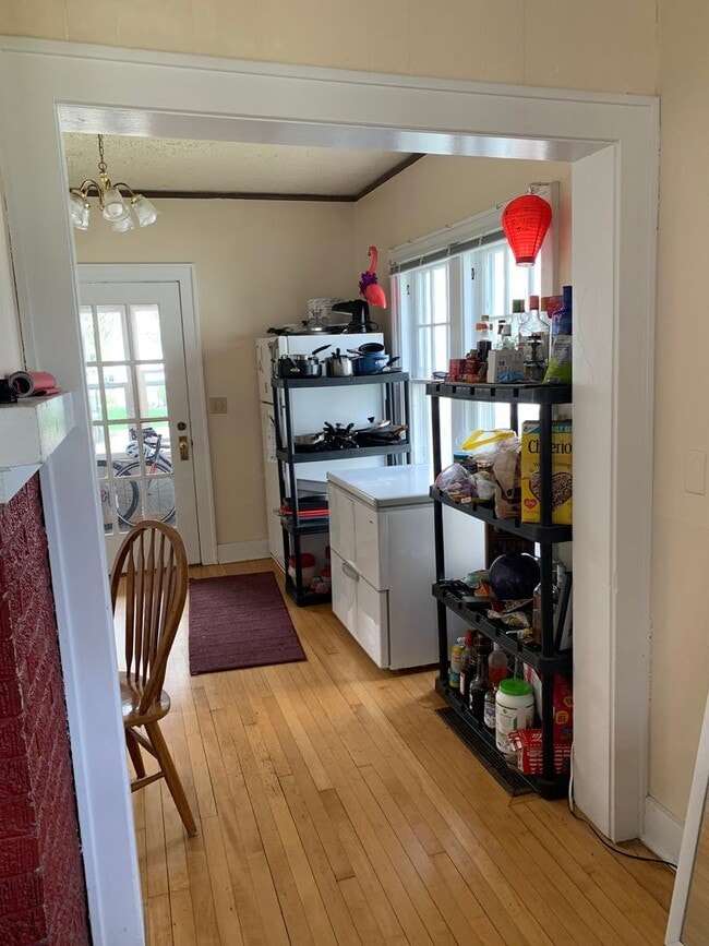 Photo - 1614 Adams St