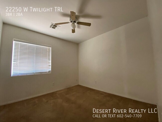 Photo - 22250 W Twilight Trail