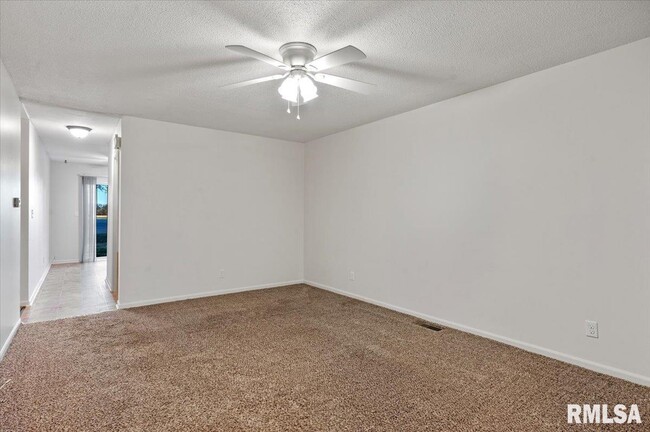 Photo - 3 Sundowner Ln