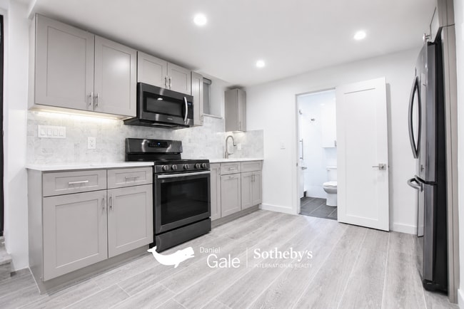 Photo - 23-43 26th Street