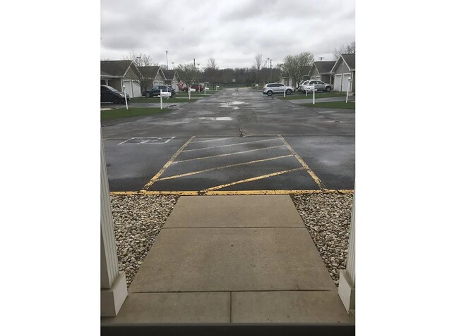 Photo - 334 Wallace St Unidad 50