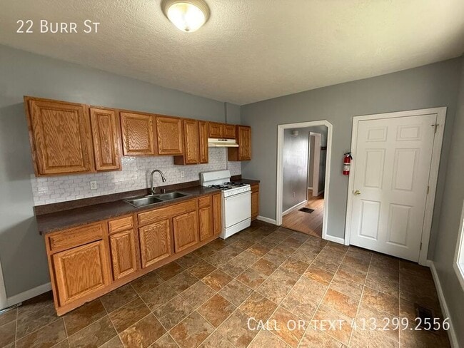 Photo - 22 Burr St