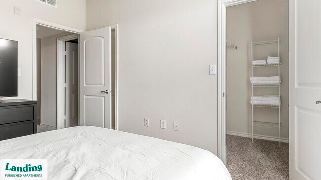 8989 West Rd Unit 725