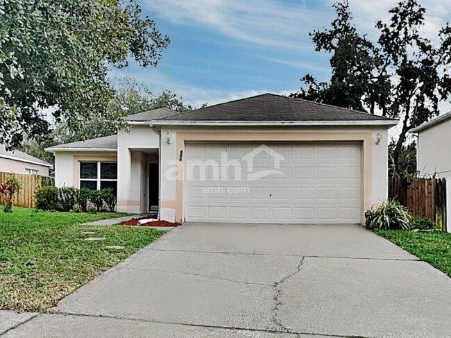 Building Photo - 574 Wekiva Bluff St